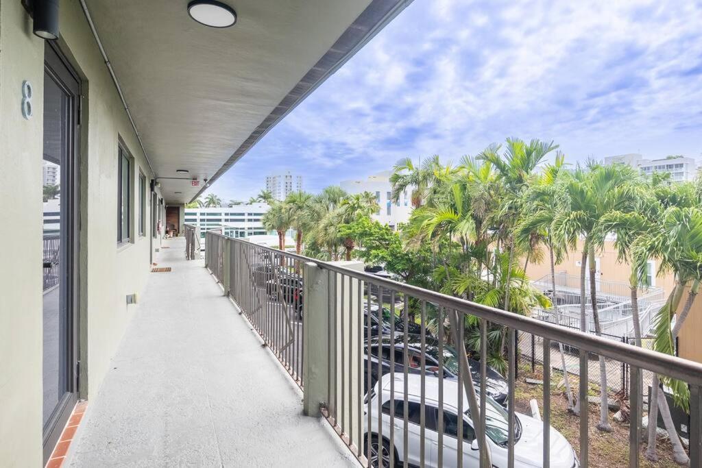 Comfort And Style 2 Bed 1 Bath 2 Min To The Beach! Appartement *